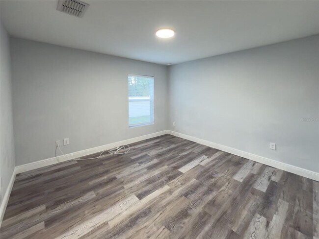 Building Photo - 4700 Sunbeam St