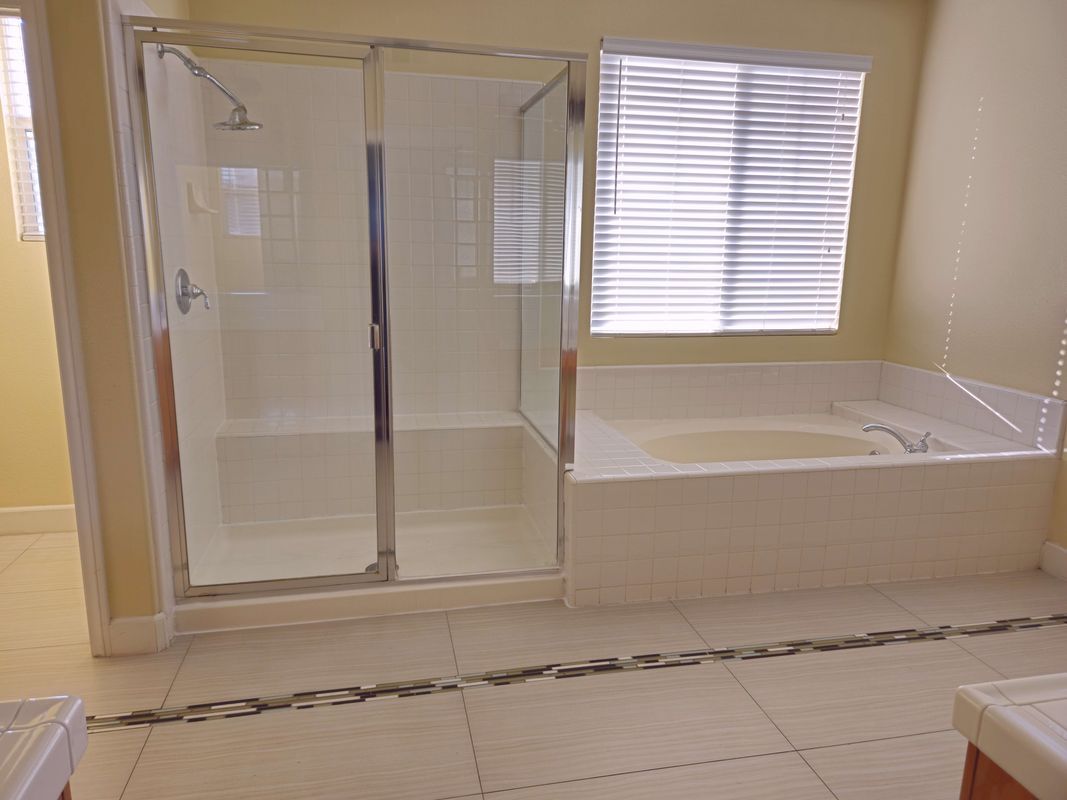 Building Photo - 936 McCall Cir