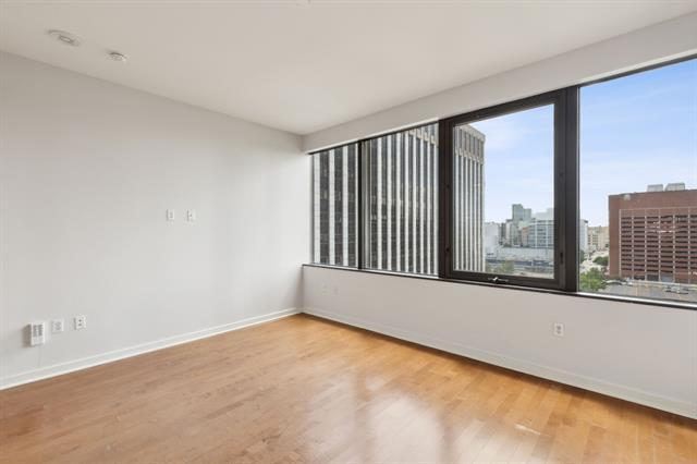 Building Photo - 1200 Main St