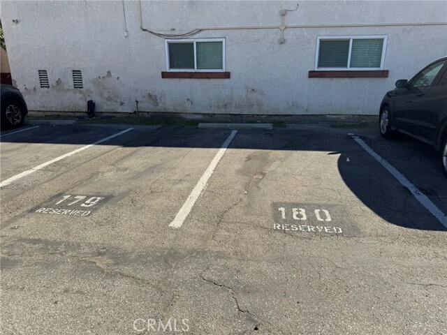 Building Photo - 23659 Golden Springs Dr