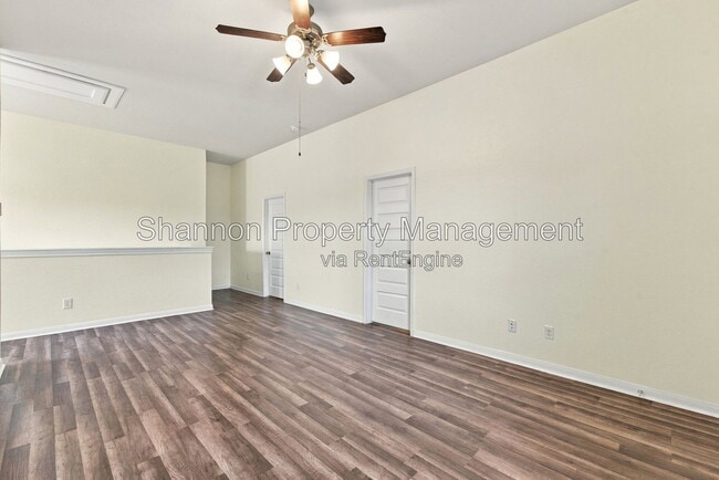 Building Photo - 24250 Prairie Glen Ln