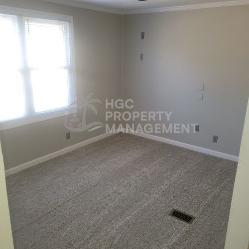 Building Photo - 210 Bride Dr