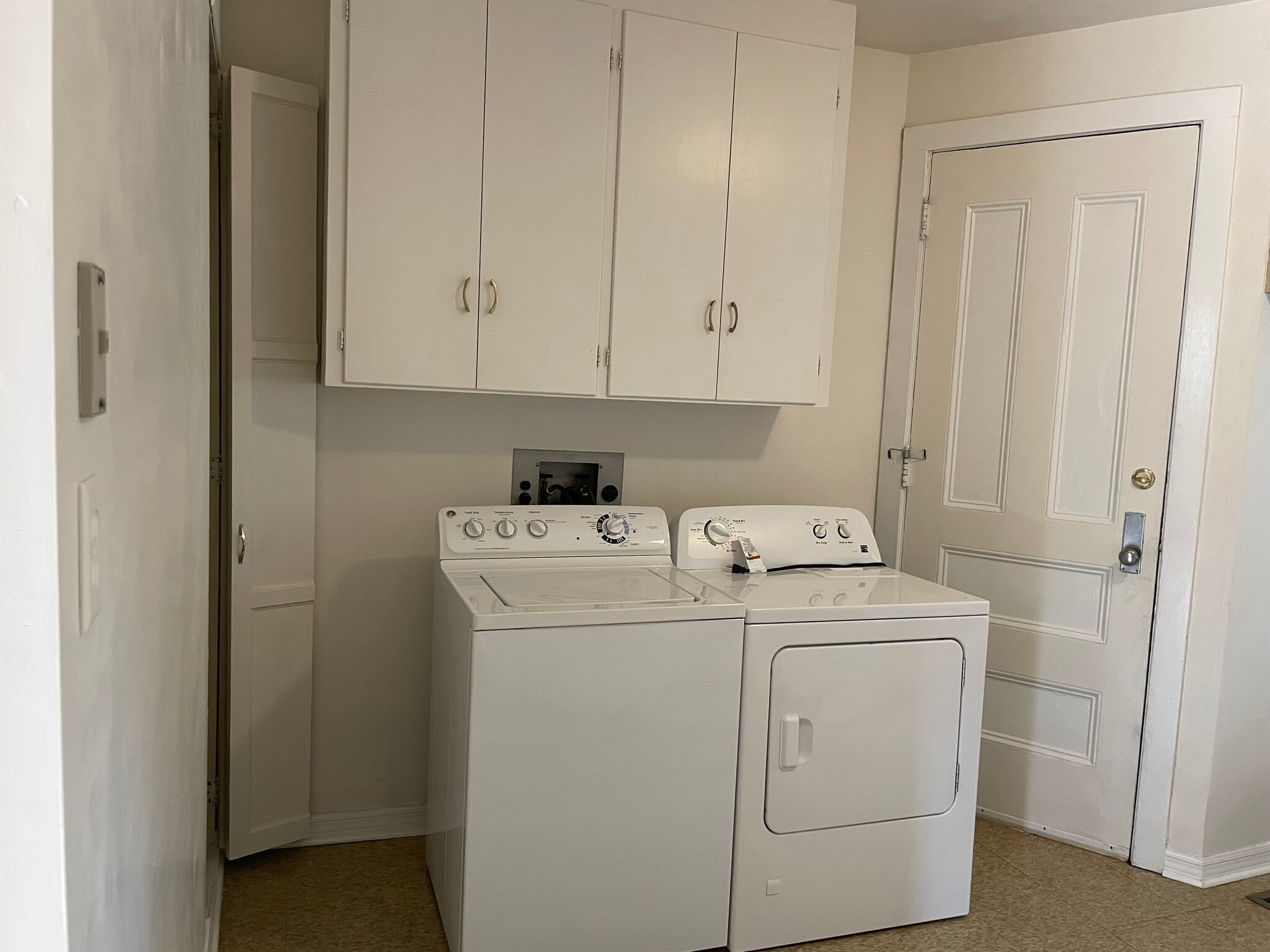 Kitchen - 70 Rutgers St