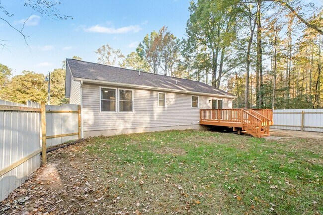 Building Photo - Modern Coastal Retreat | 3BR/2BA Home Buil...