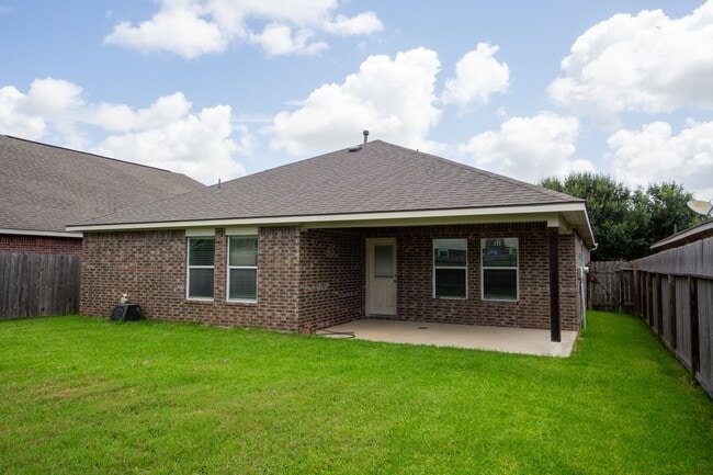 Building Photo - 2434 Horned Owl Dr
