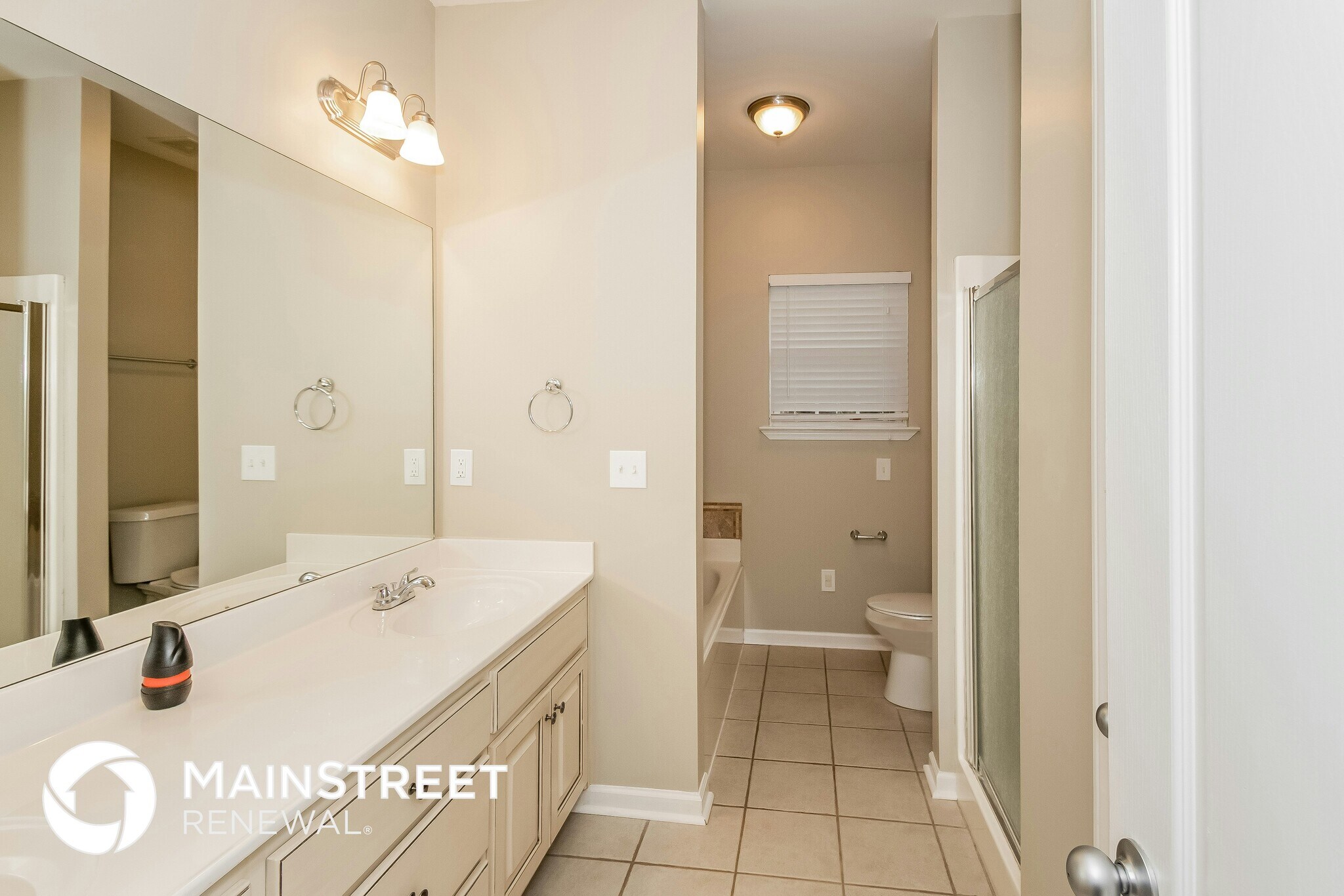 Building Photo - 30 Meadows Dr