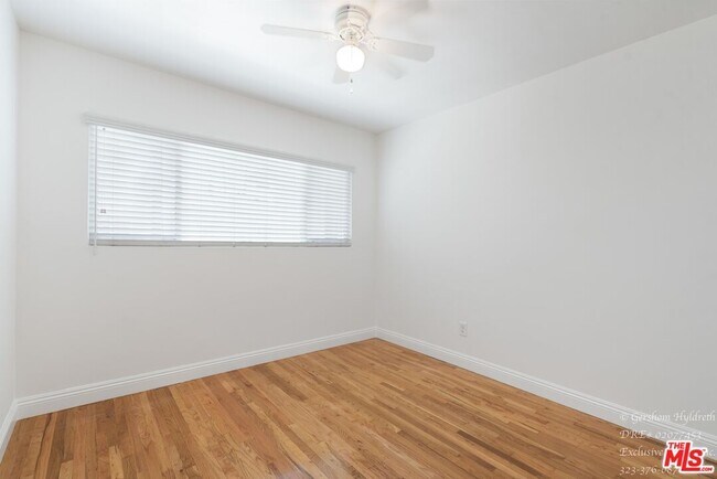 Building Photo - 6640 Woodman Ave