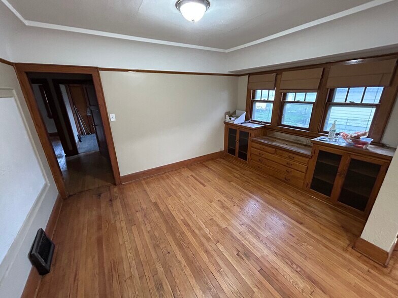 Building Photo - 5320 N 39th St