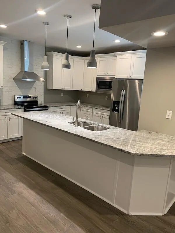 Building Photo - 2119 Grandin Rd