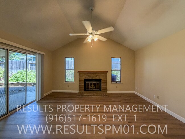 Building Photo - 112 Dyrell Way