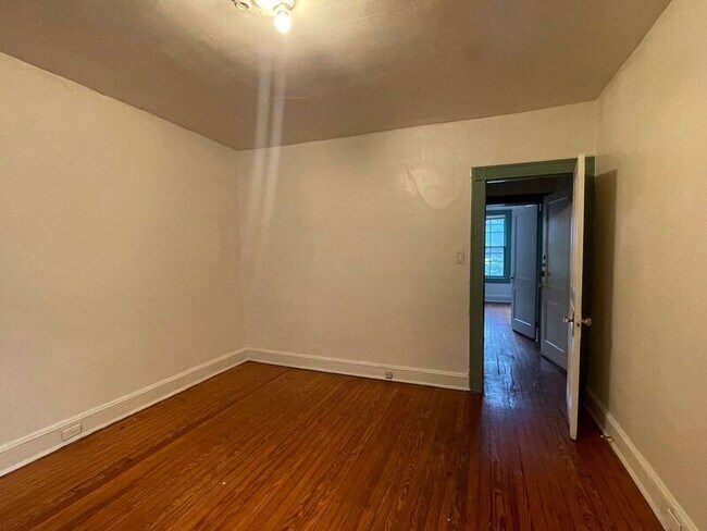 Building Photo - 3125 Guilford Ave