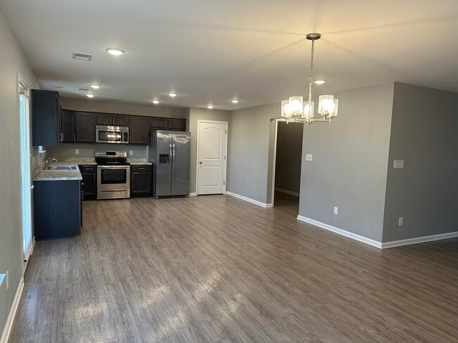 Building Photo - 2601 Hailey Rose Way