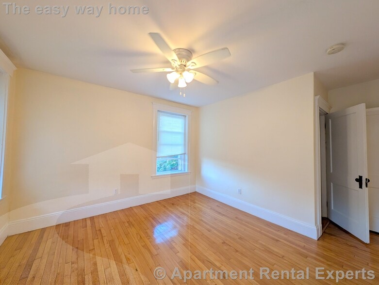 Building Photo - 331 Harvard St