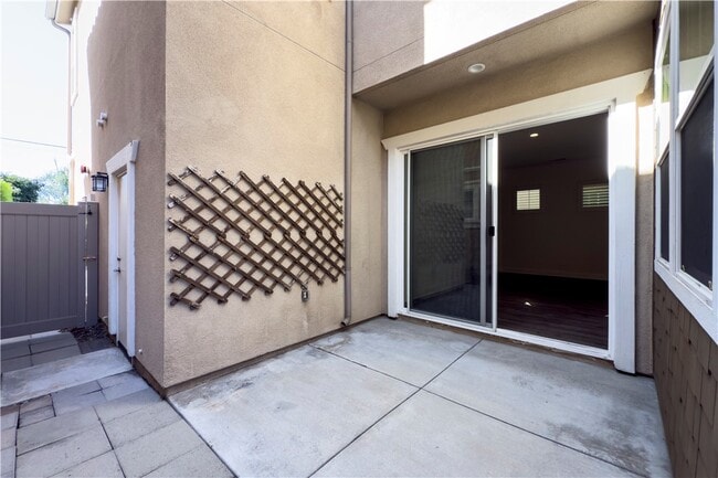 Building Photo - 202 W Tribella Ct