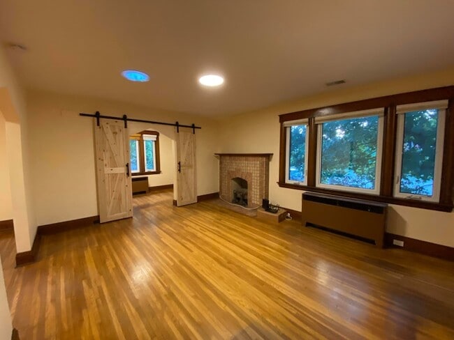 Building Photo - 43 Wilson Rd