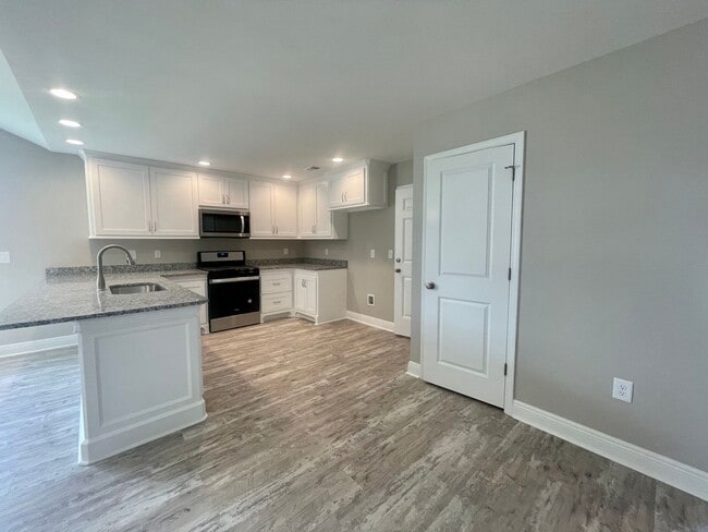 Building Photo - 3124 Belgrove Ln