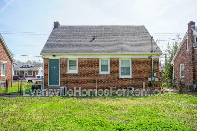 Building Photo - 1112 Bellemeade Ave