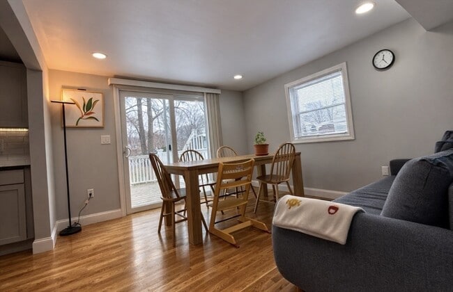 Building Photo - 70 Seminole Ave