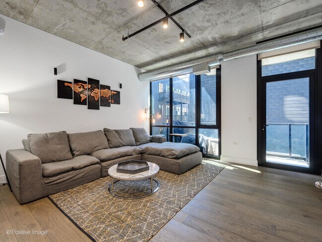 Building Photo - 111 S Peoria St