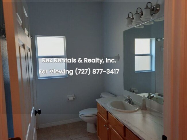 Building Photo - 3934 Dartmouth Ave N