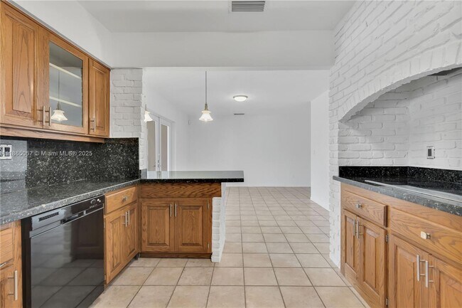 Building Photo - 8261 SW 165th Terrace
