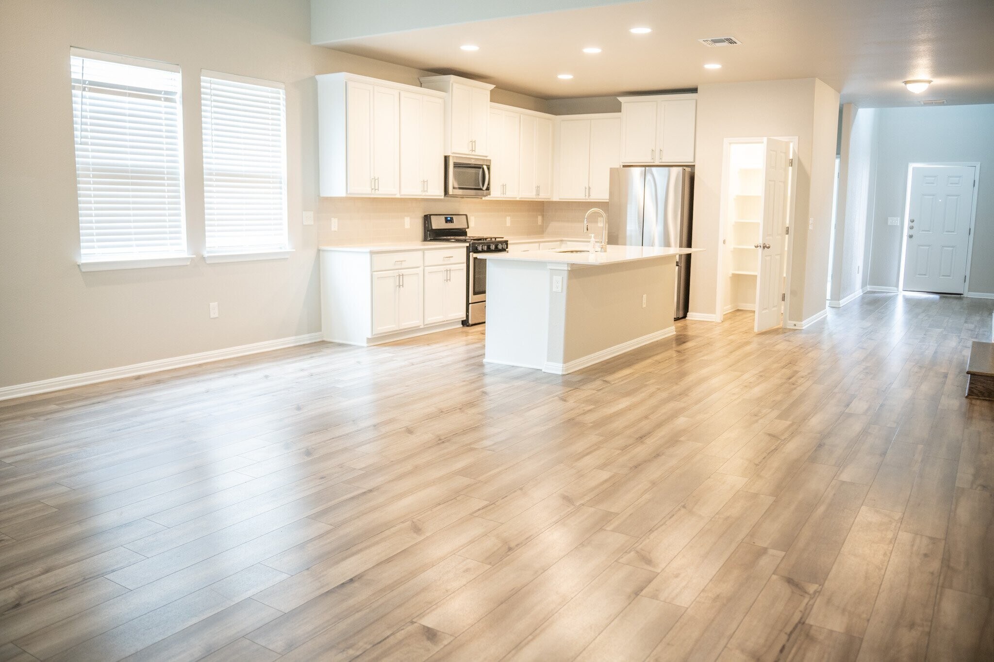 Building Photo - 532 Arrowhead Vine St