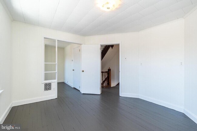 Building Photo - 7738 Ardleigh St