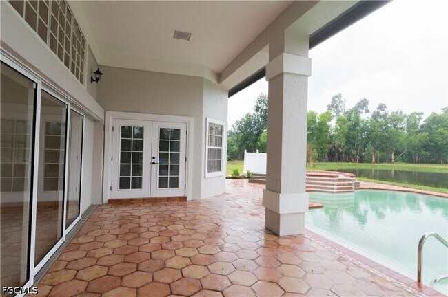 Building Photo - 15200 Sweetwater Ct