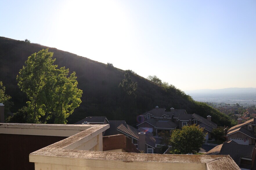 Building Photo - 857 S Sapphire Ln