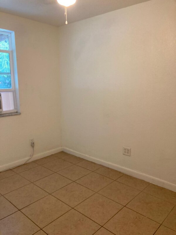 Building Photo - 6733 Lodge Ave