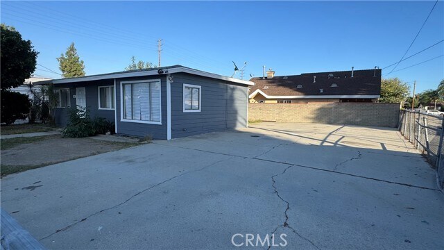 Building Photo - 810 Jarrow Ave