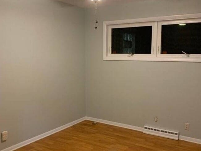 Building Photo - 5411 W Lake Shore Dr