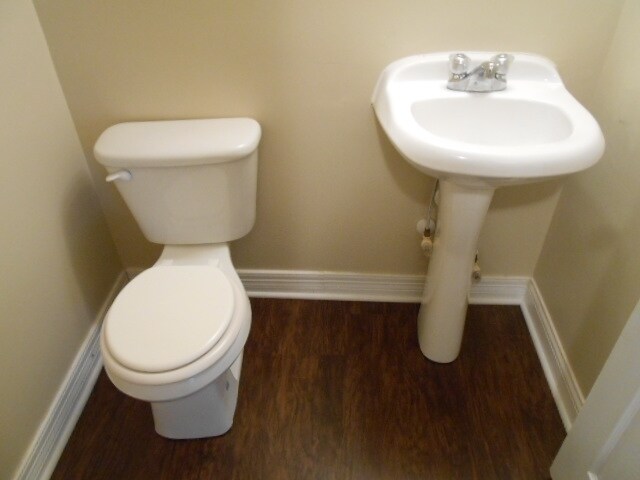 Building Photo - 82 Richard Ave