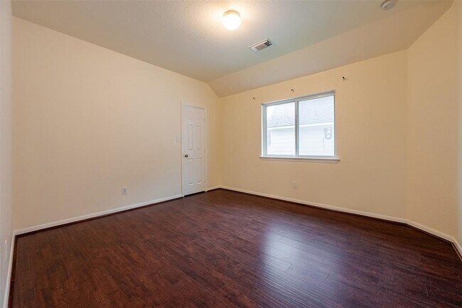 Building Photo - 7219 Crimson Sky Dr