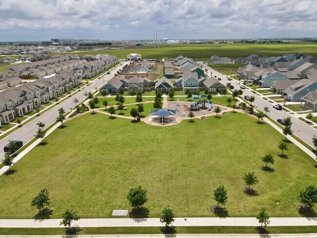 Building Photo - 207 Cherry Blossom Ln