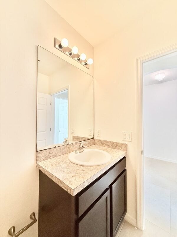 Building Photo - 3422 Cancun Ct
