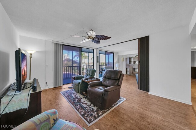 Building Photo - 3490 N Key Dr