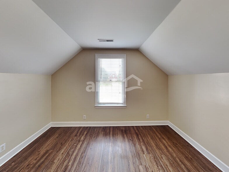 Building Photo - 2710 Soaring Eagle Ct