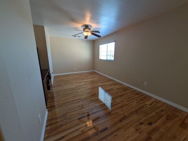 Building Photo - 4 Bedroom 3 Bathroom Circle Cross Ranch Home