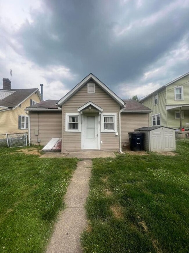Primary Photo - Ranch house