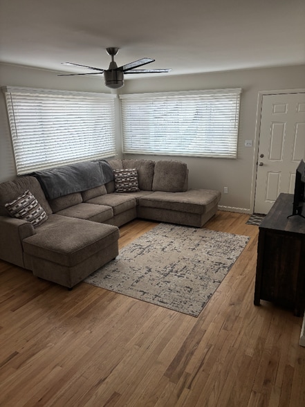 Building Photo - 1721 14th St S