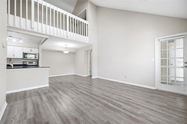 Building Photo - 3274 Haviland Ct