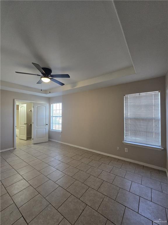 Building Photo - 12 E Stubbs St