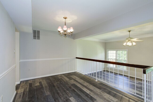 Building Photo - 11906 Shagbark Dr