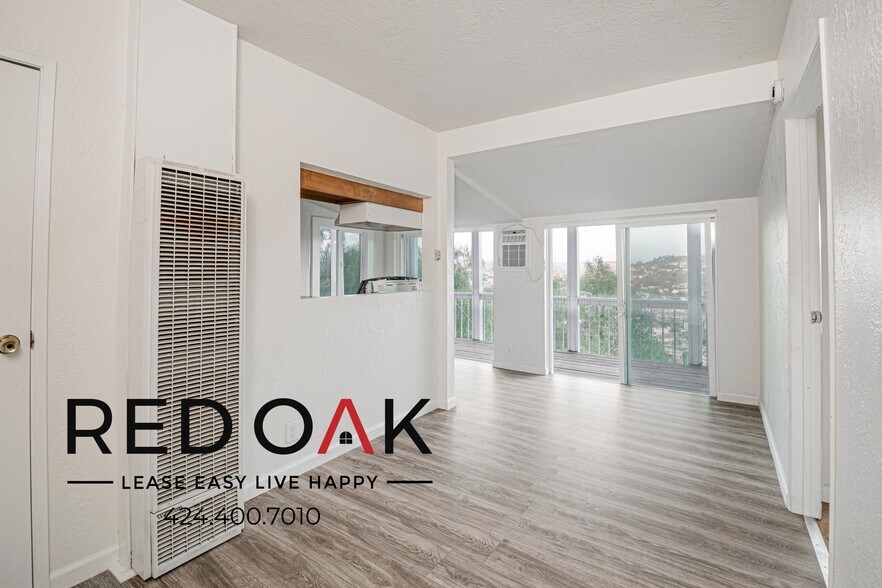 Building Photo - 476 1/2 Crane Blvd