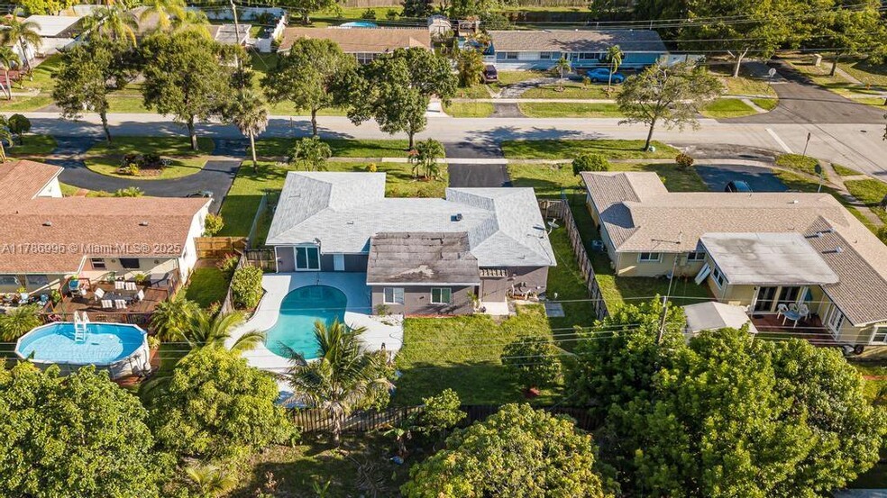 Building Photo - 4777 NW 5th St