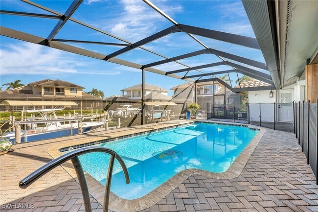 Building Photo - 911 Giralda Ct