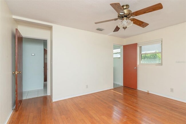 Building Photo - 11343 87th Ave