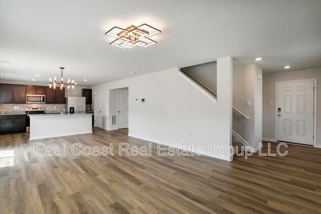 Building Photo - 399 Toulouse Ln