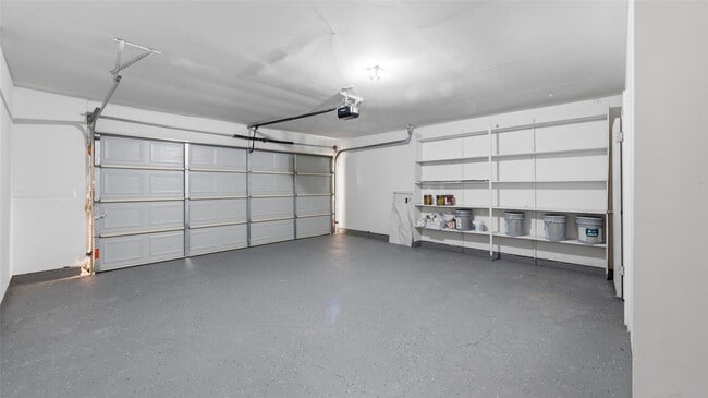 Building Photo - 9109 Lugary Dr